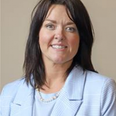 Head and Shoulders Cllr Jackie McCamon